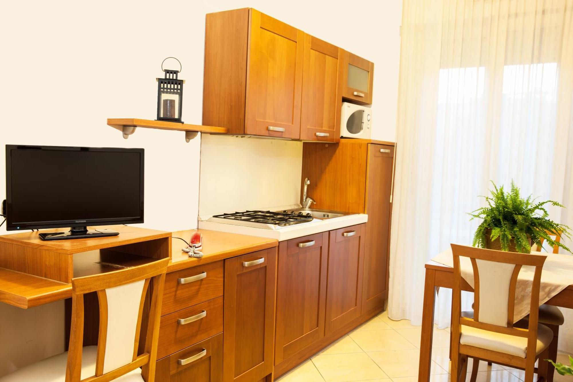 Residence Fellini Римини Екстериор снимка